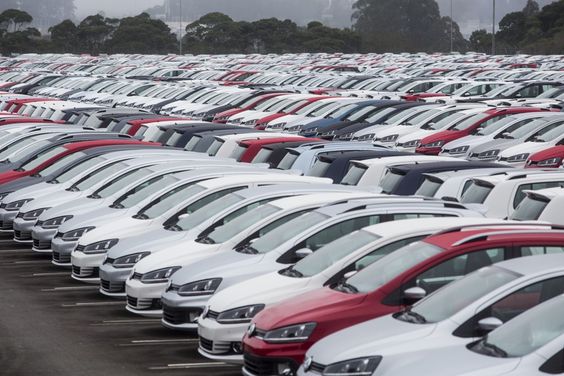 Carro seminovo por consórcio