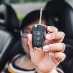 Comprar carro com consórcio para menor de idade