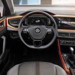Volkswagen-Polo-2018-interior (2)