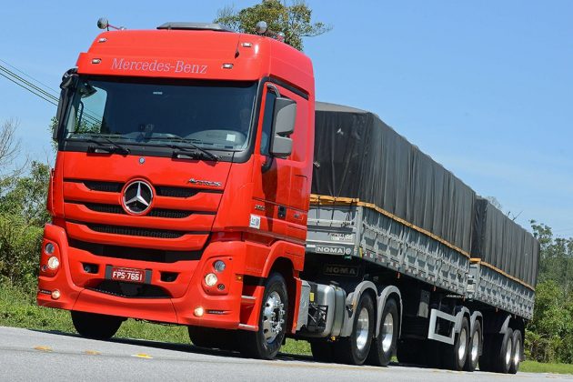 Consórcio de Caminhão e Carreta: Mercedes-Benz Actros 2651