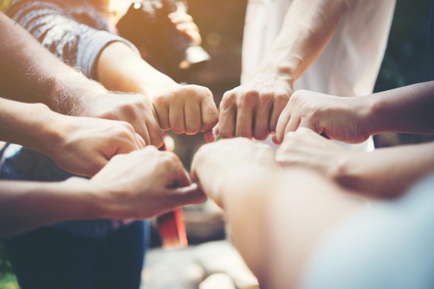 As vantagens do consórcio é muito interessante se você deseja alcançar um objetivo a longo prazo, essa forma de autofinanciamento é muito segura, flexível e possibilita obter crédito para a compra de bens e serviços.