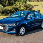 Chevrolet Onix Plus 12