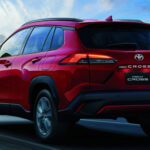 corolla cross traseira