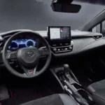 Toyota-Corolla-GR-Sport-2025-8