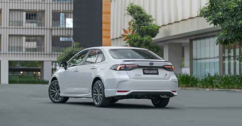 Consórcio Corolla Altis traseira