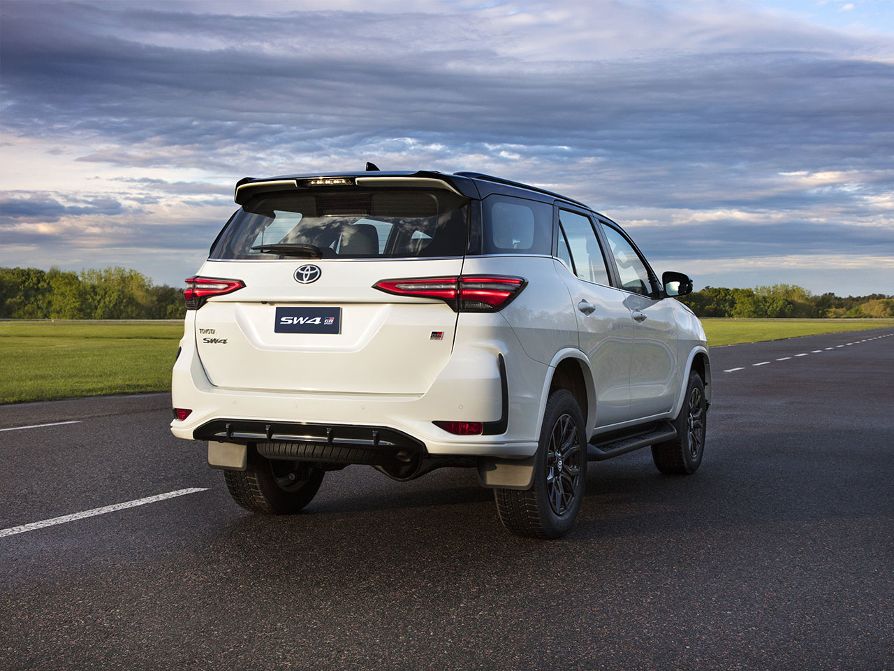 Consórcio Toyota SW4 Diamond