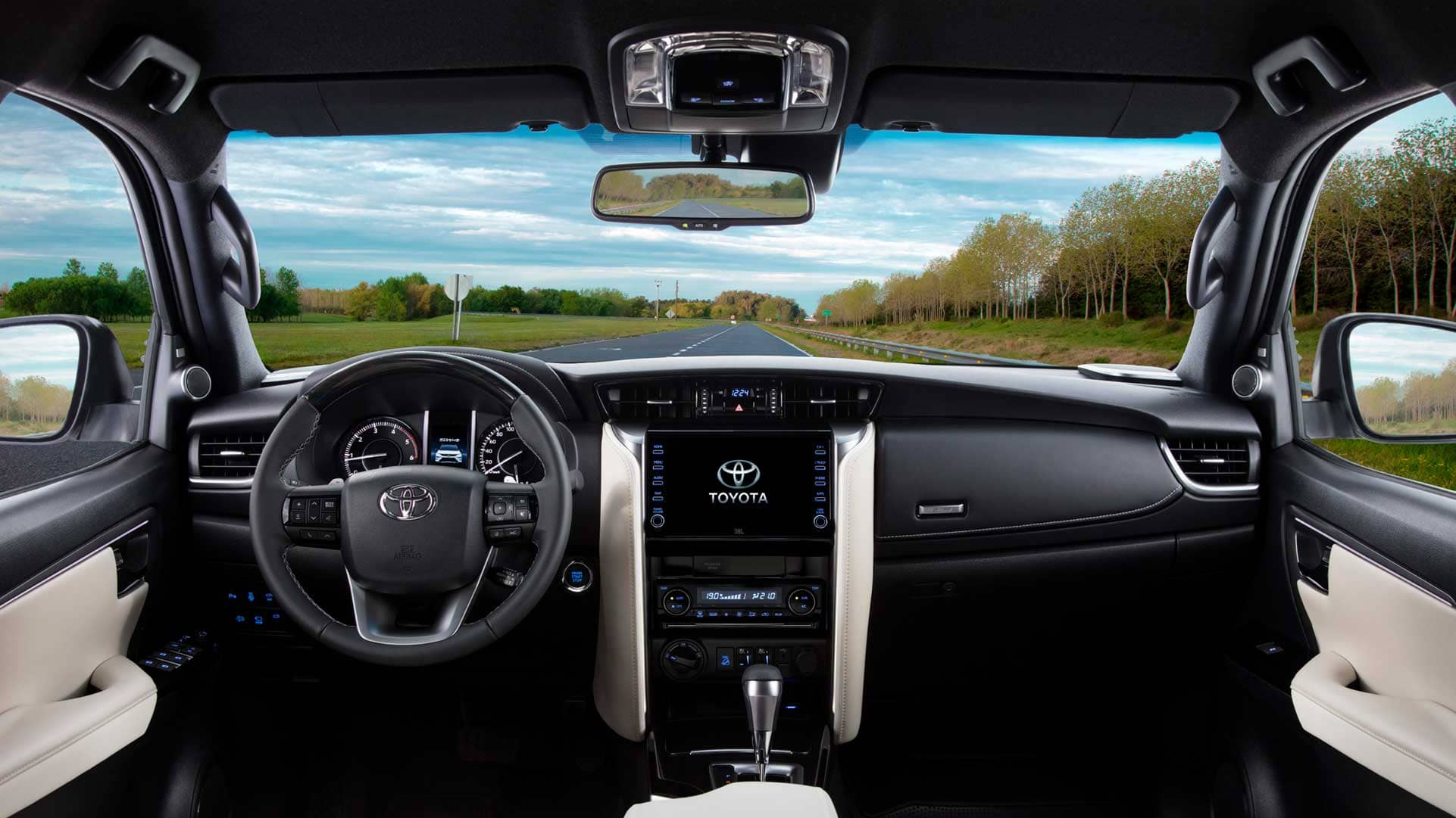 Consórcio SW4 Platinum interior